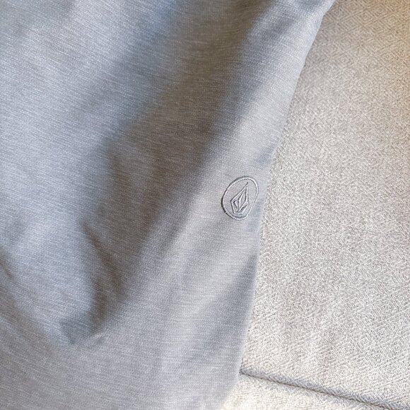 BRAND NEW VOLCOM SNOW PANTS, SIZE 26 - Picture 6 of 12